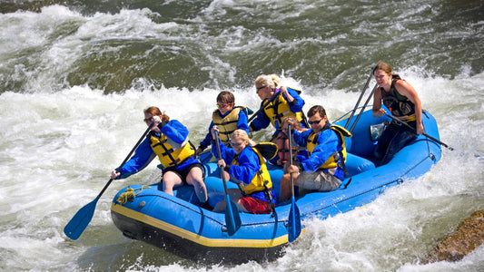 Safety precautions when rafting with a group of people